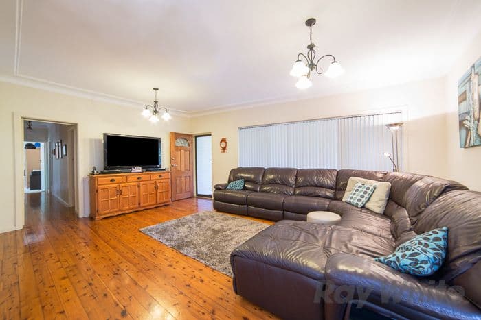 17 Michele Crescent, Glendale NSW 2285, Glendale - Thumbnail 2