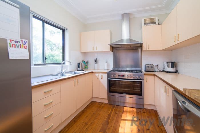 17 Michele Crescent, Glendale NSW 2285, Glendale - Thumbnail 4