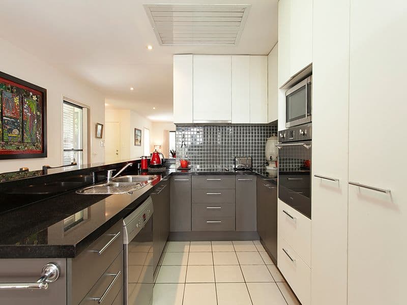 84 Quarry Road, SHERWOOD QLD 4075, Sherwood - Thumbnail 6