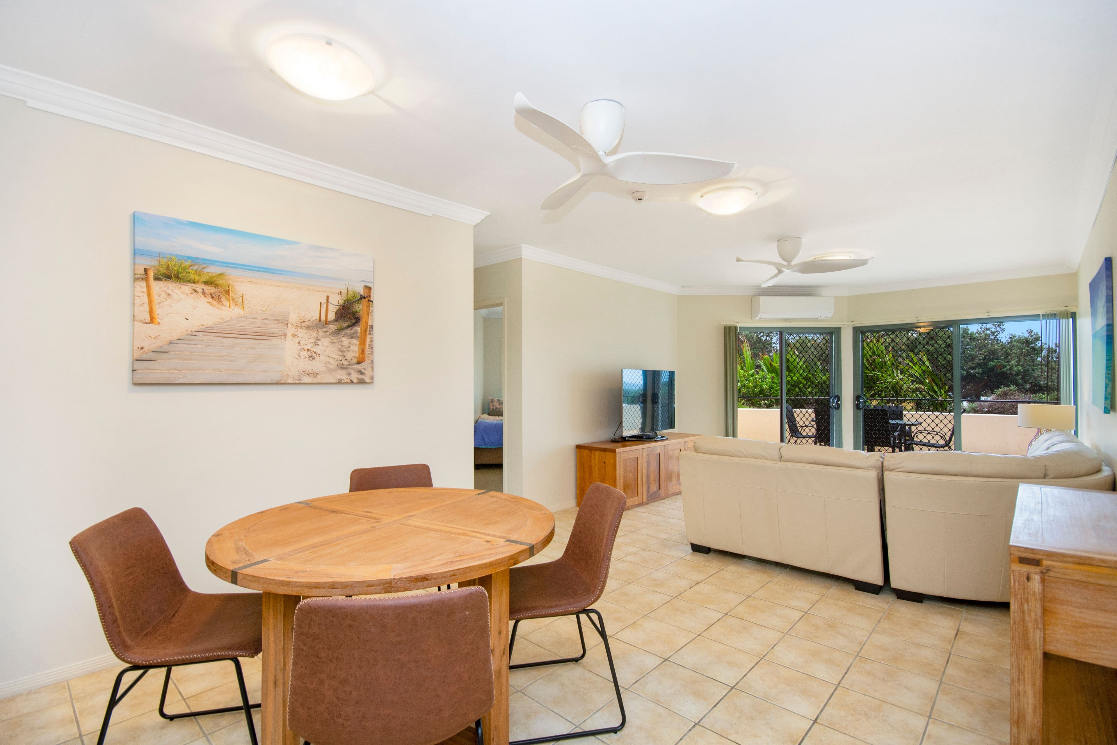 2 18-19 Pacific Parade, Yamba NSW 2464, Yamba - Thumbnail 3