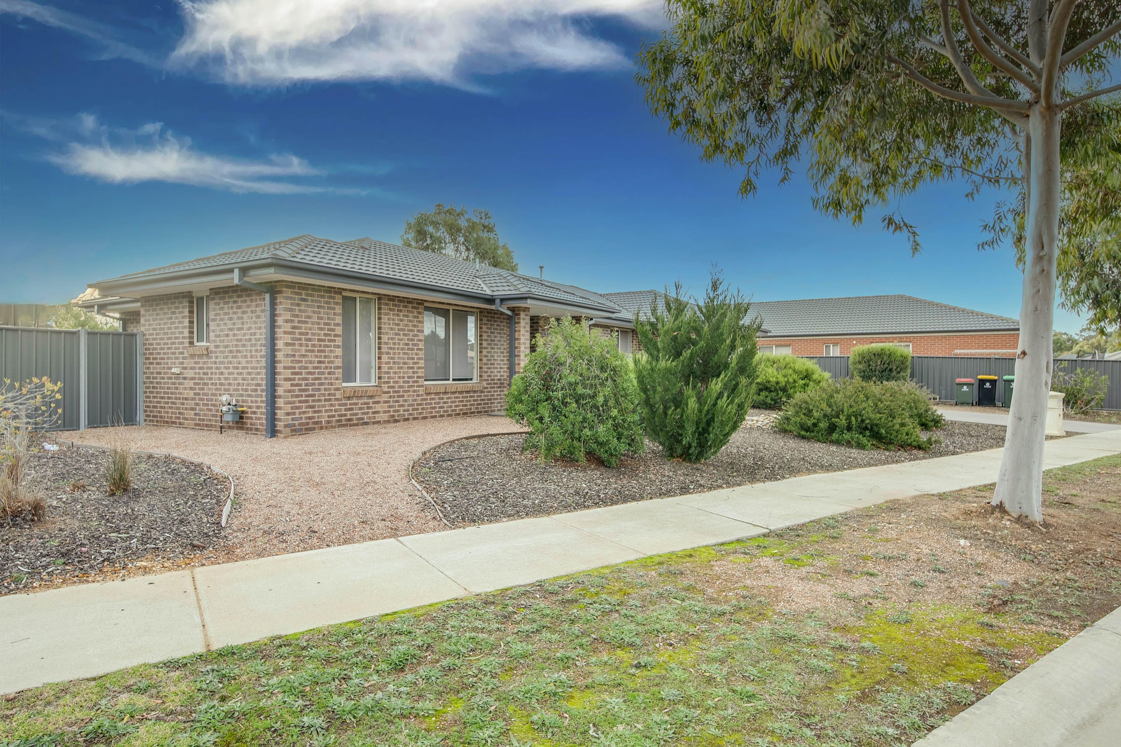 2 Pamela Avenue, Jackass Flat VIC 3556, Jackass Flat - Thumbnail 3