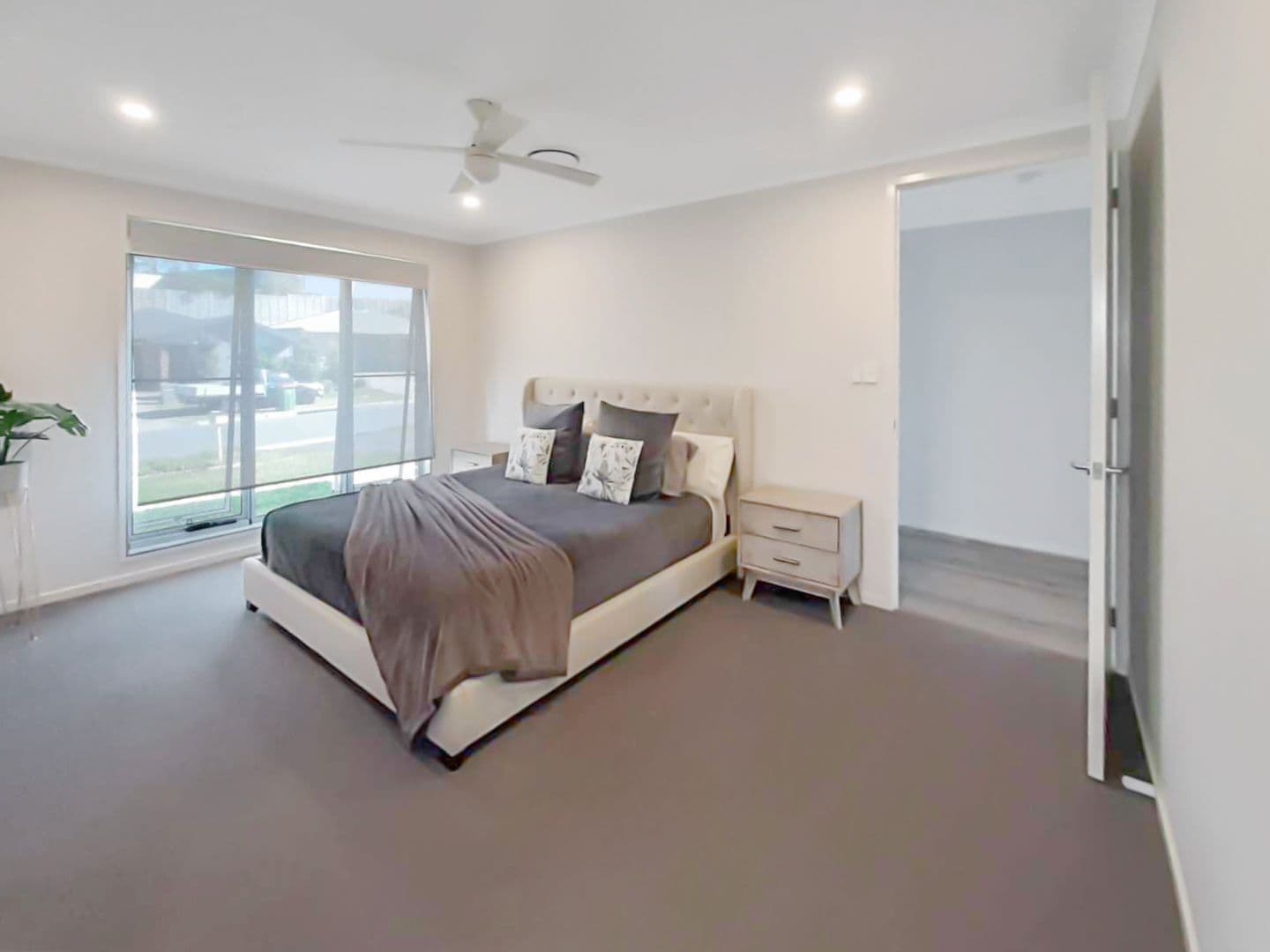 18 Paddy Circuit, Ormeau QLD 4208, Ormeau - Thumbnail 4