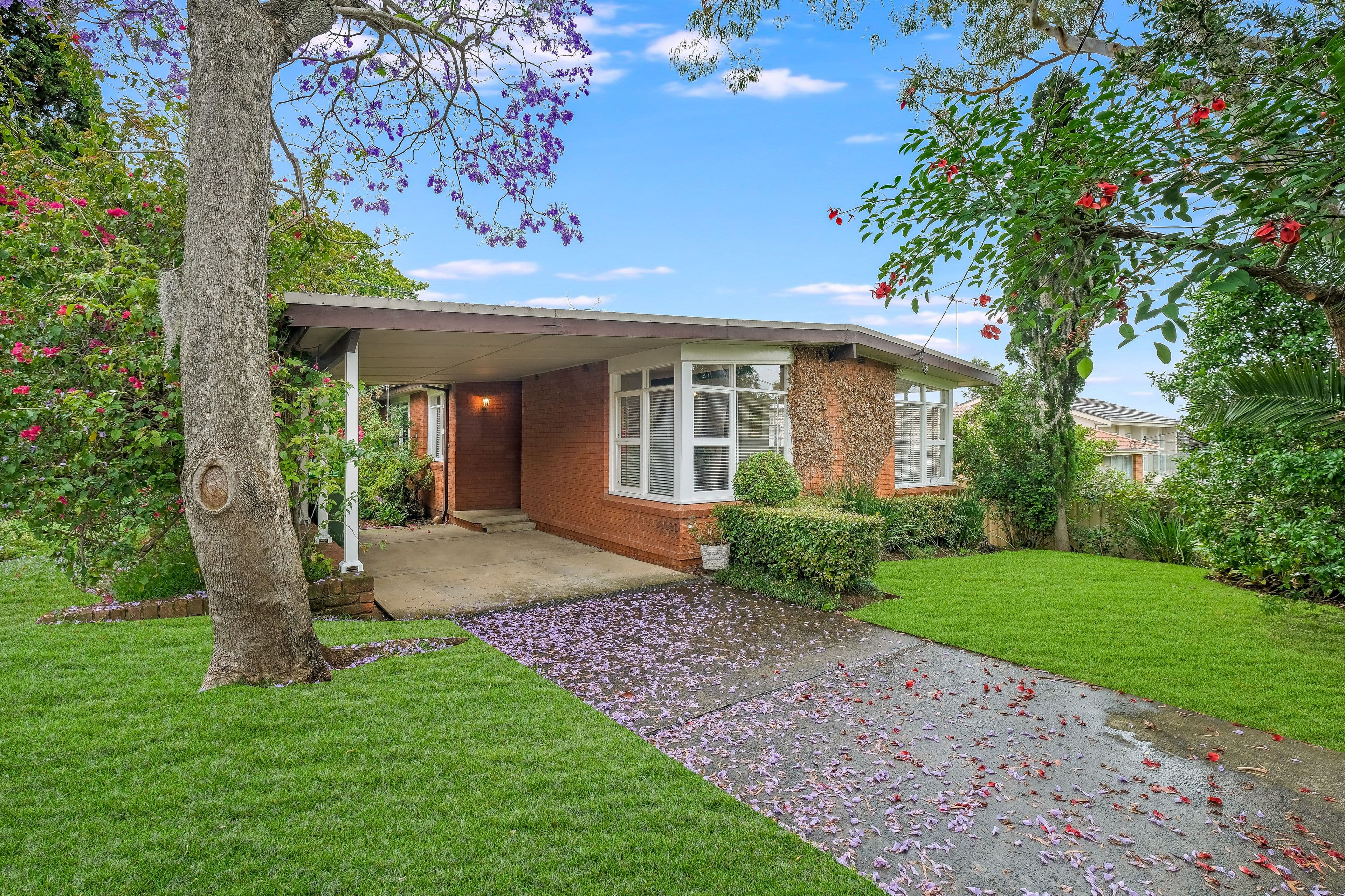 39 Wendy Avenue, Georges Hall NSW 2198, Georges Hall - Thumbnail 2