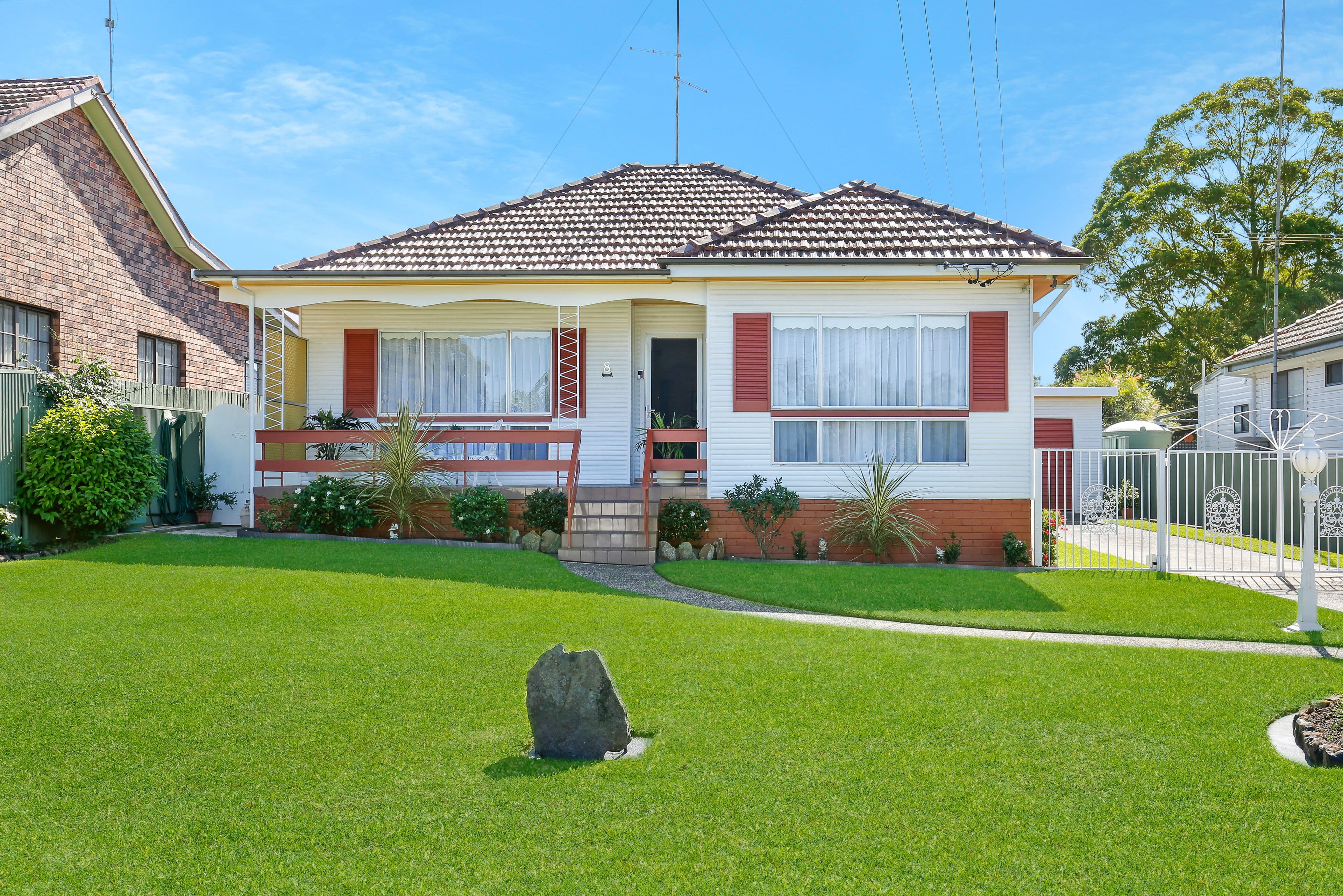 11 Uralba Street, West Wollongong - Image 1