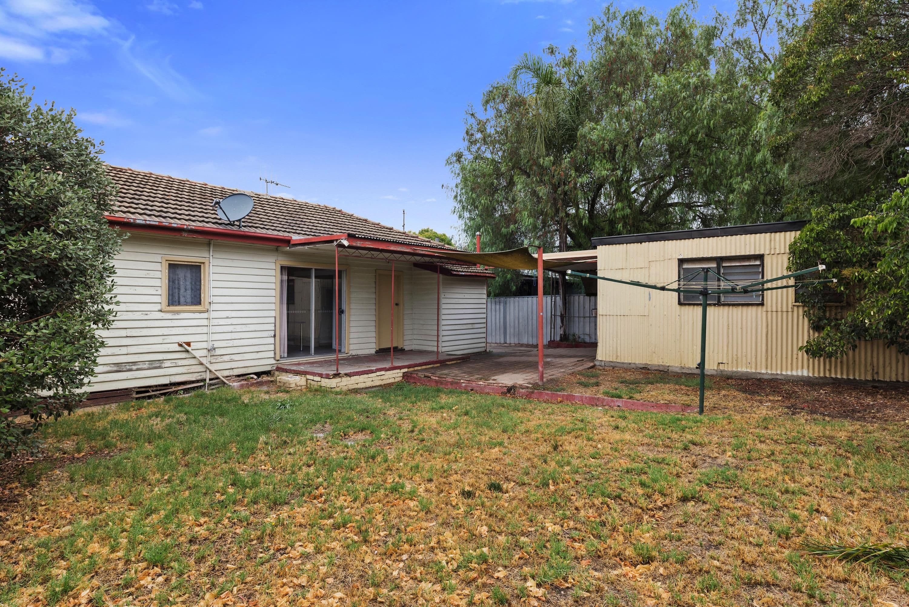 37 Holdsworth Road, Long Gully VIC 3550, Long Gully - Thumbnail 2