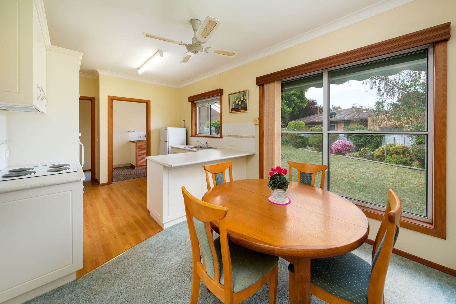396 Lucinda Court, Lavington - Thumbnail 5