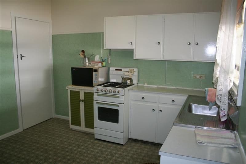 10 Roslyn Avenue, CHARLESTOWN NSW 2290, Charlestown - Thumbnail 2