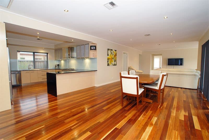 7  Burdekin Boulevard, WATERWAYS VIC 3195, Waterways - Image 1
