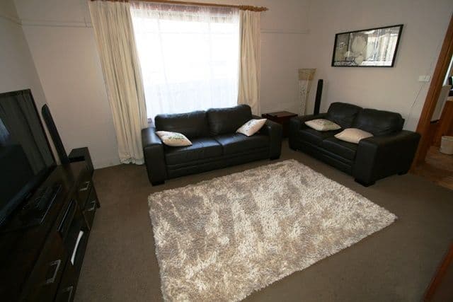 17 Outlook Drive, COWES VIC 3922, Cowes - Thumbnail 2