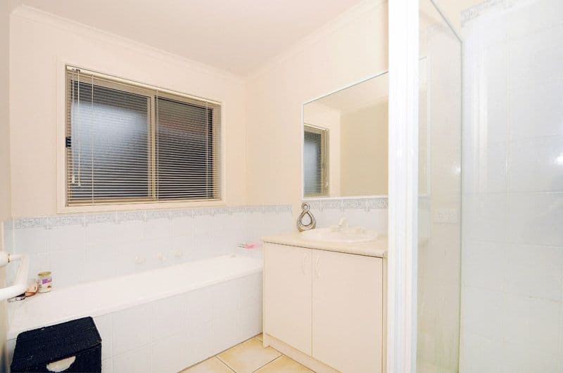 79 Greenwood Drive, Carrum Downs VIC 3201, Carrum Downs - Thumbnail 5