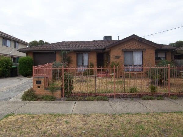 2 Luscombe Avenue, CARRUM DOWNS VIC 3201, Carrum Downs - Image 1