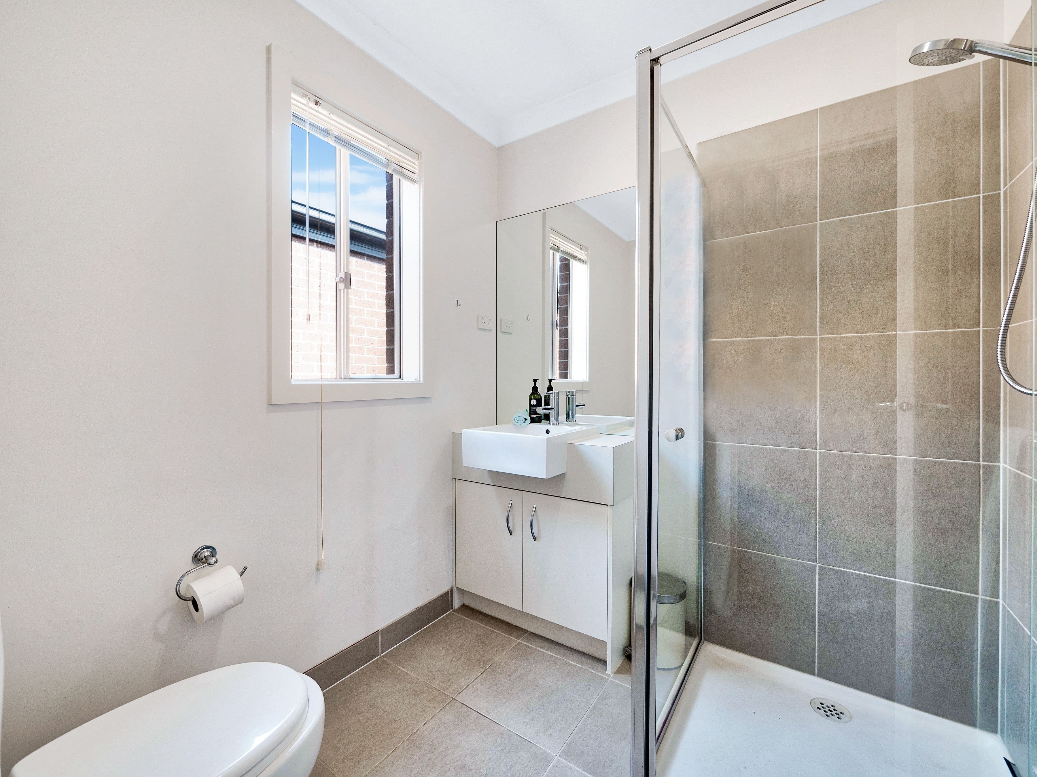 13 Glenelg Street, Clyde North VIC 3978, Clyde North - Thumbnail 7