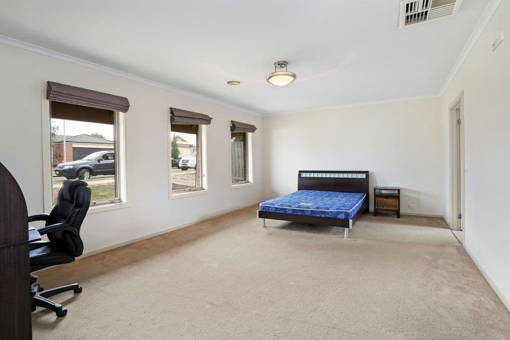 89 Fogarty Avenue, Highton VIC 3216, Highton - Thumbnail 3