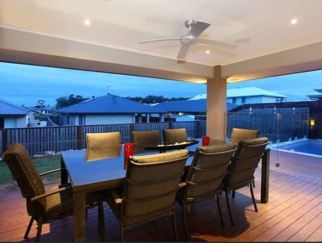 Modern Comfort With Investment Appeal, Mesa Circuit - Thumbnail 2