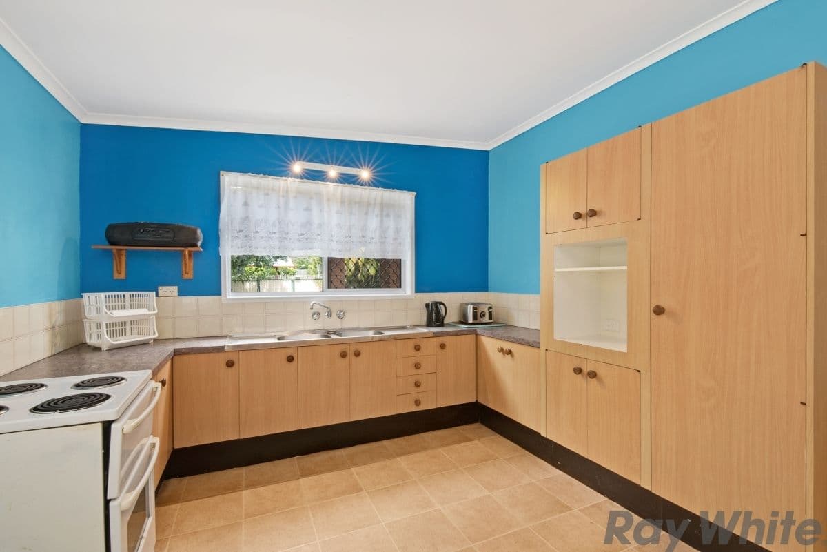 10 Dolphin Street, Deception Bay QLD 4508, Deception Bay - Thumbnail 3