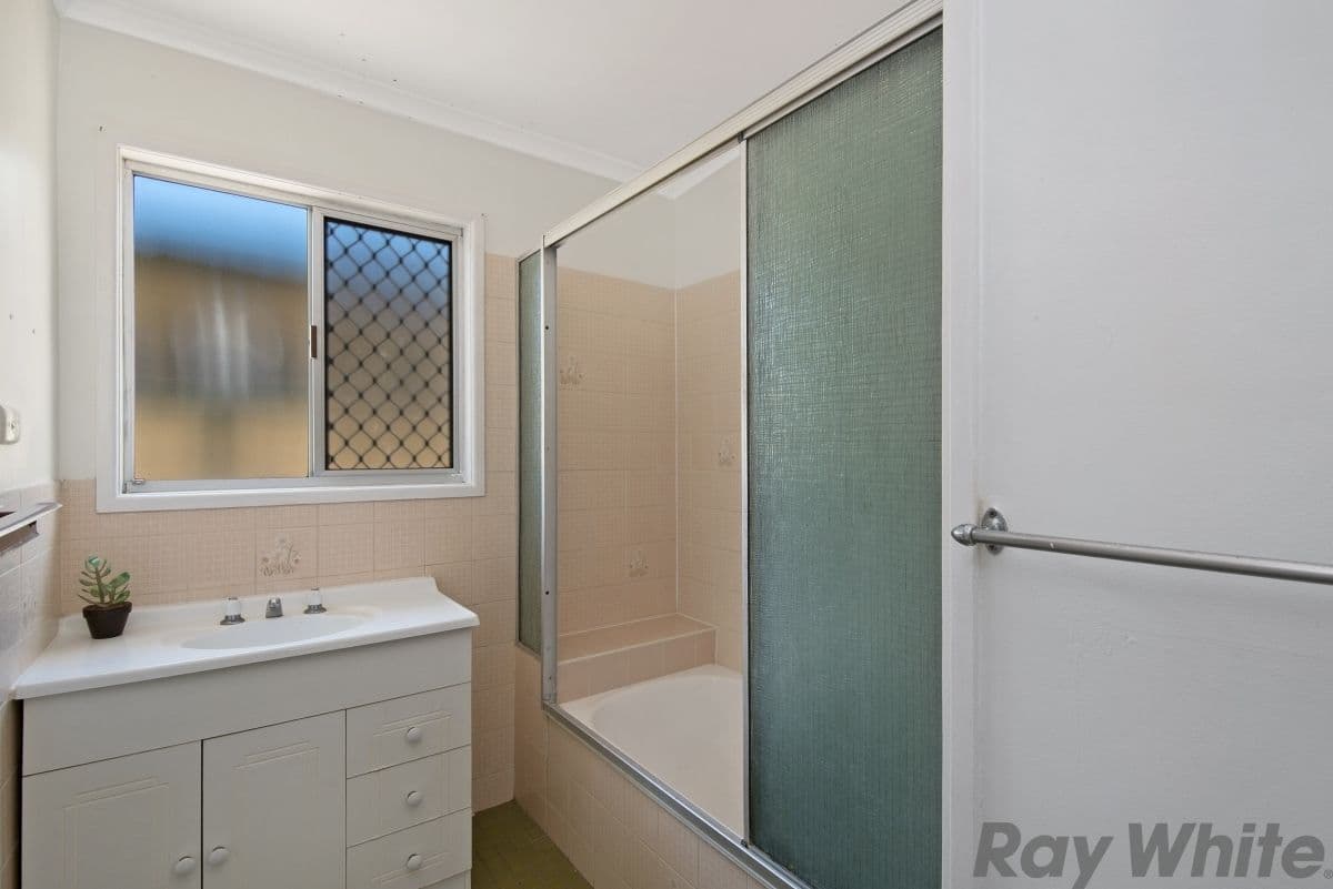 10 Dolphin Street, Deception Bay QLD 4508, Deception Bay - Thumbnail 8