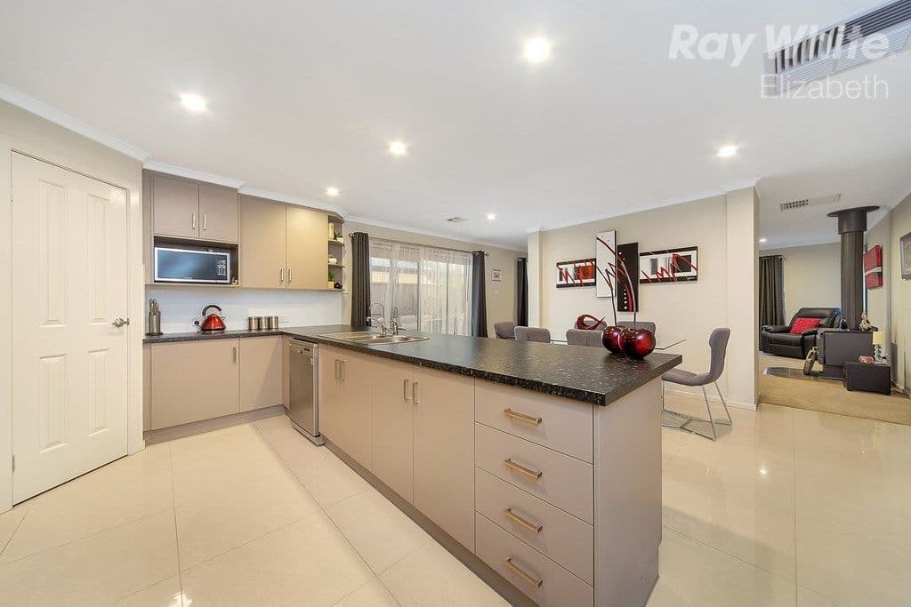 23. Chelmsford Street, Craigmore SA 5114, Craigmore - Thumbnail 6