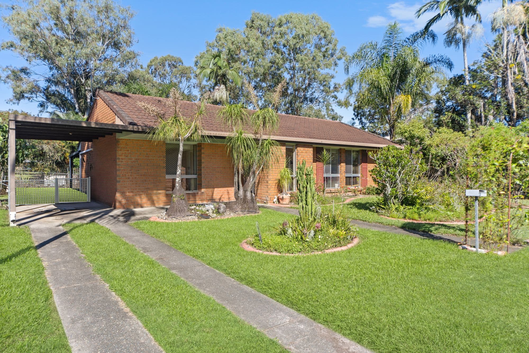 4 Ilonka Street, Deception Bay QLD 4508, Deception Bay - Thumbnail 2