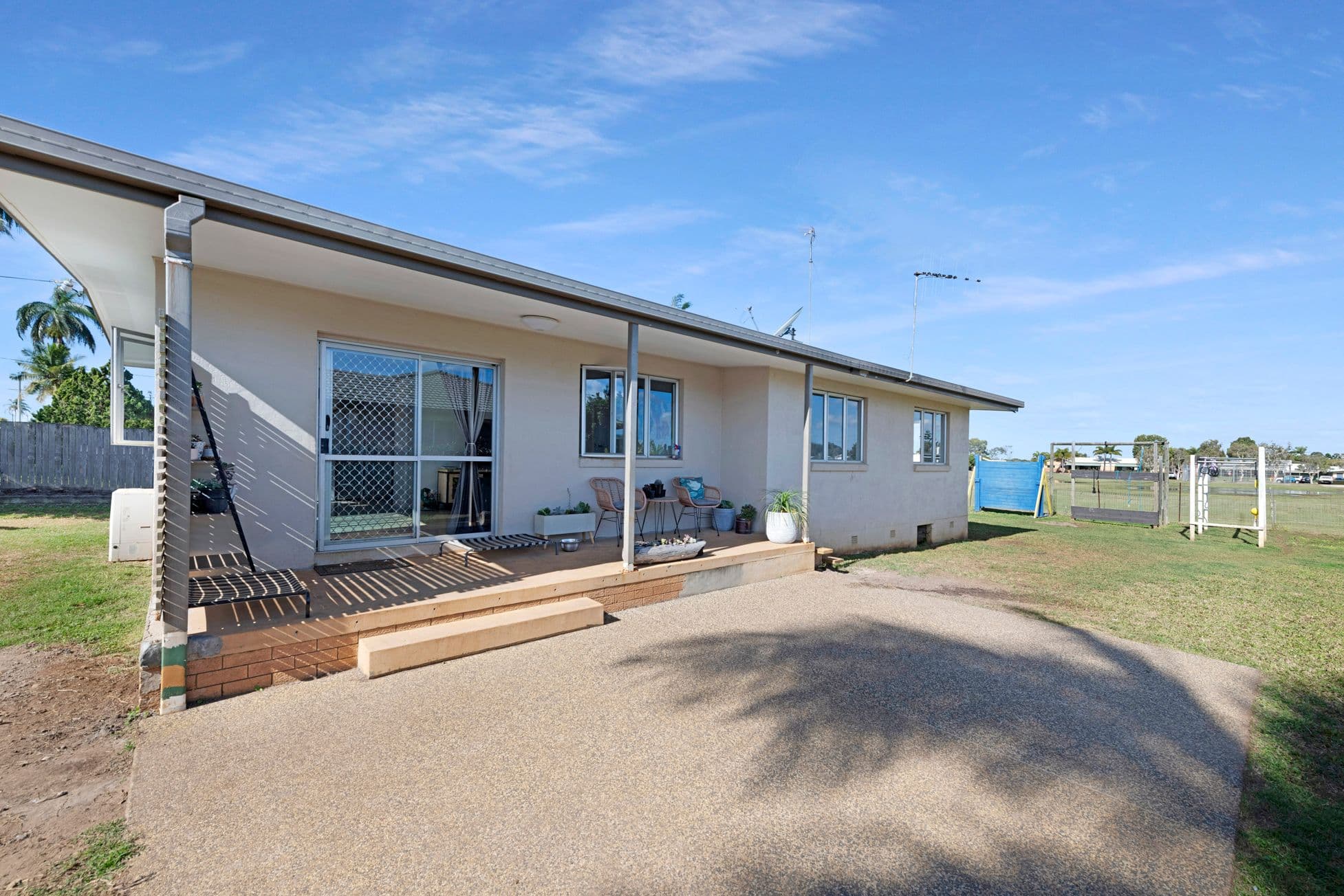 206 Bargara Road, Kalkie QLD 4670, Kalkie - Thumbnail 2
