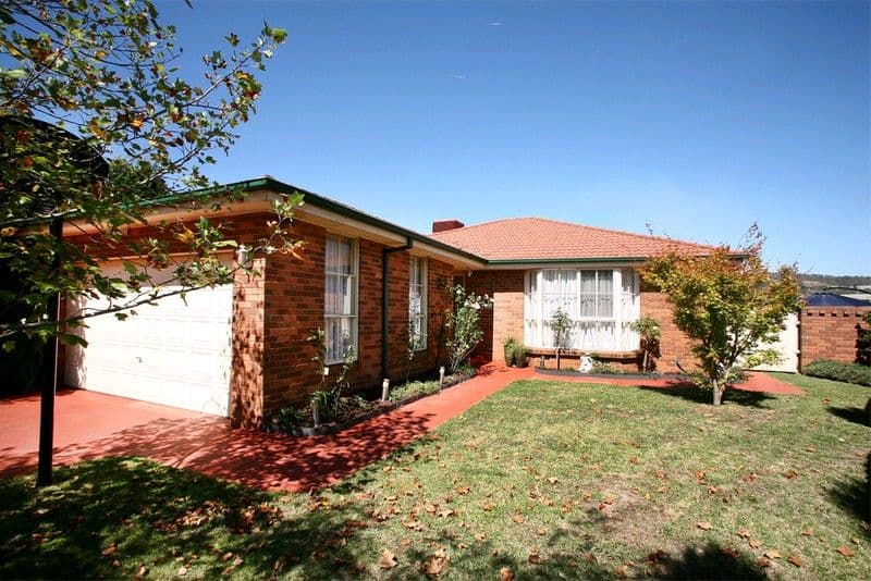4 Bostock Court, LYSTERFIELD VIC 3156, Lysterfield - Image 1