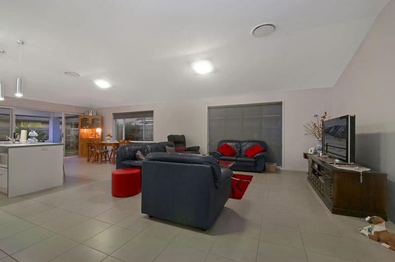 12 Fairy-Wren Court, BEERWAH QLD 4519, Beerwah - Thumbnail 2