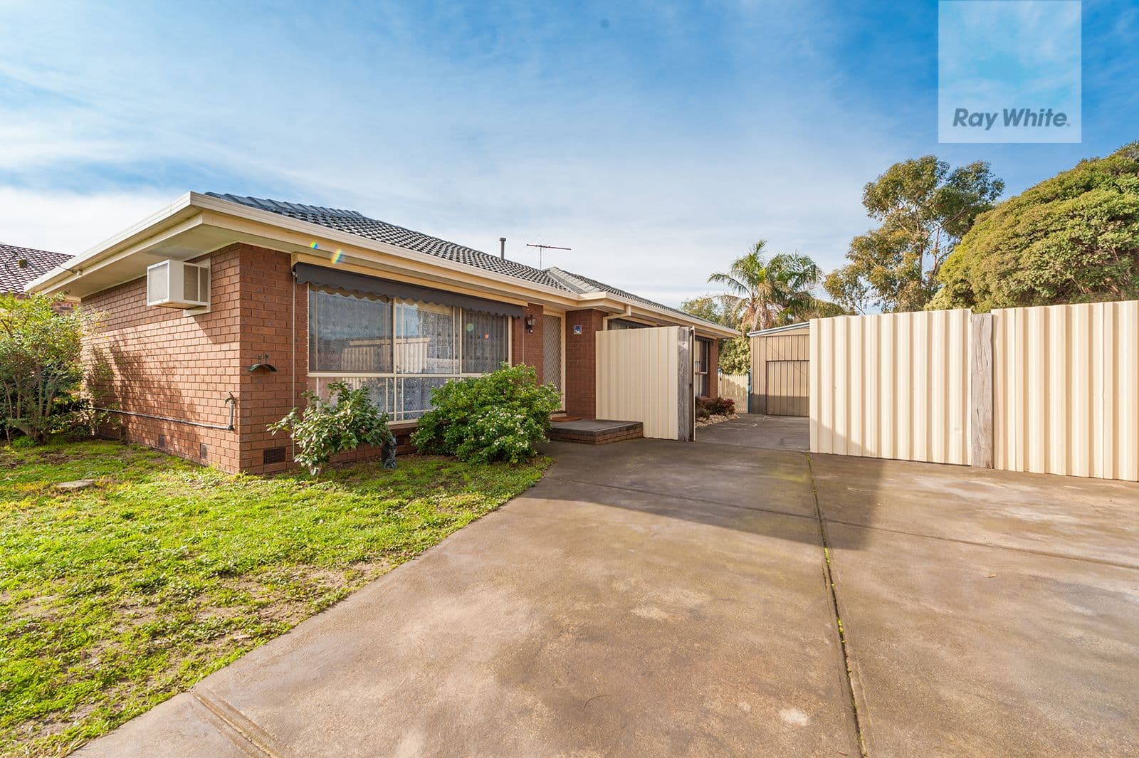 28 Bank Street, Craigieburn VIC 3064, Craigieburn - Thumbnail 2