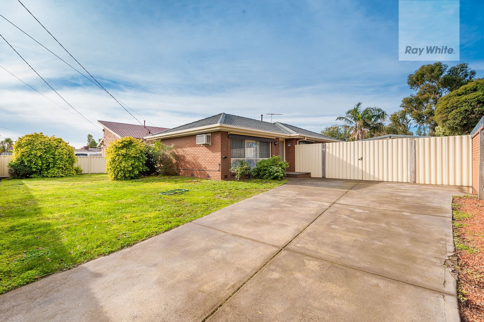 28 Bank Street, Craigieburn VIC 3064, Craigieburn - Thumbnail 3