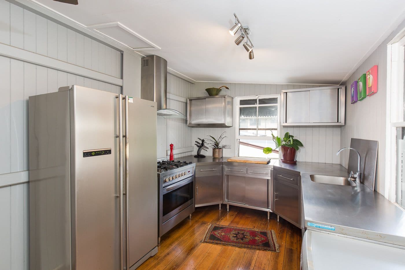 82 Selina Street, Wynnum QLD 4178, Wynnum - Thumbnail 2