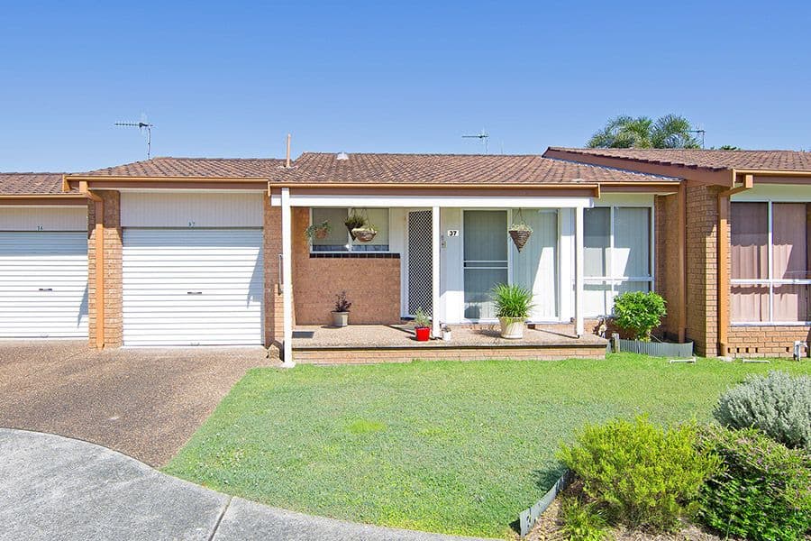 37 Gilbert Avenue, GOROKAN NSW 2263, Gorokan - Image 1
