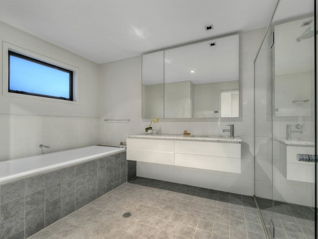 71 Waterline Crescent, Bulimba QLD 4171, Bulimba - Thumbnail 7