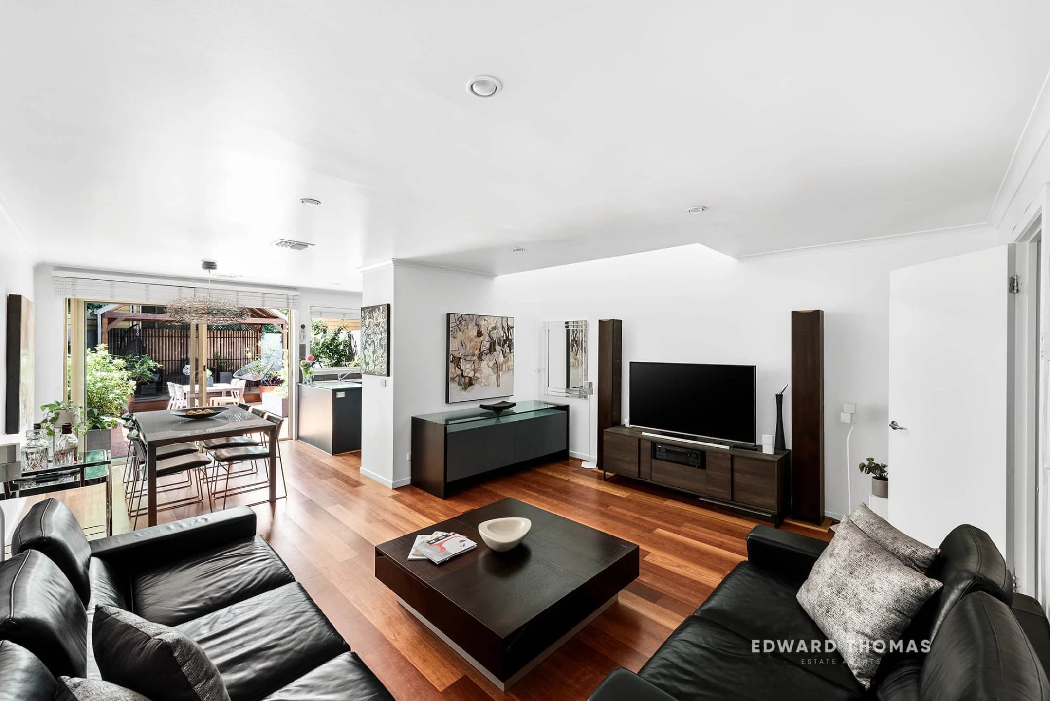 207 Stockmans Way, Kensington VIC 3031, Kensington - Thumbnail 7