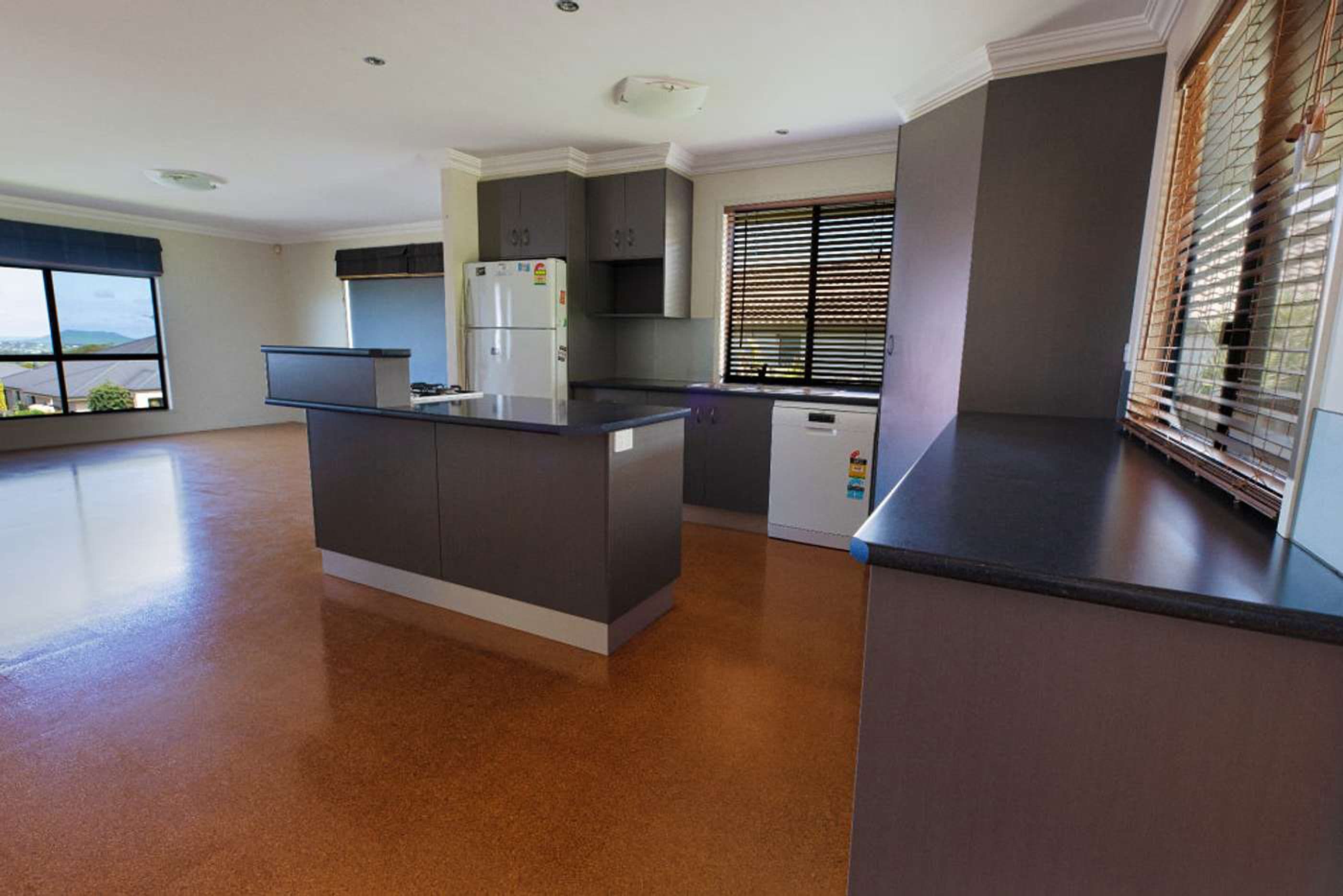 16 McShane Drive, Mount Kynoch QLD 4350, Mount Kynoch - Thumbnail 6