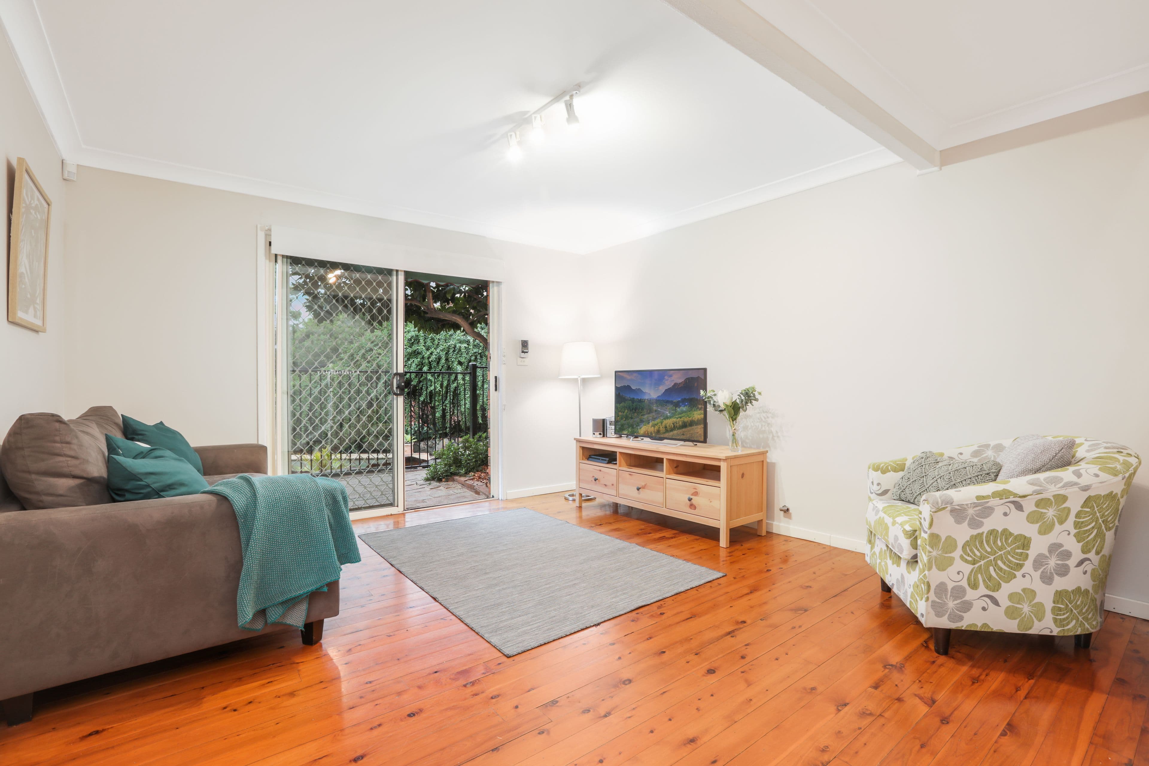 26 Grevillea Grove, Baulkham Hills - Thumbnail 6