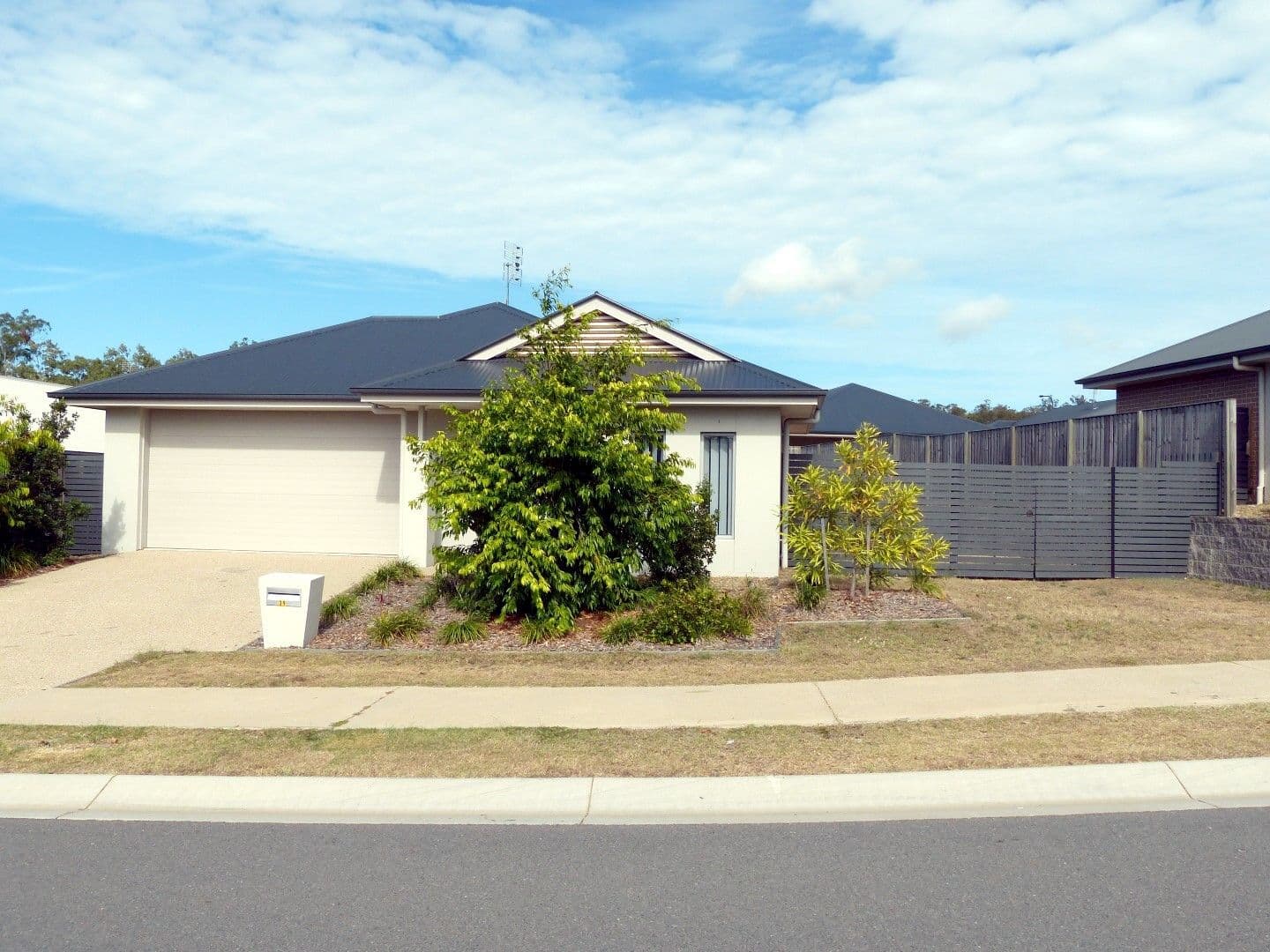 39 Clover Crescent, Boyne Island QLD 4680, Boyne Island - Image 1