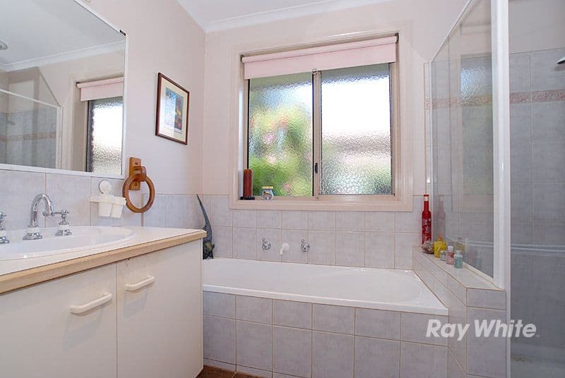 23 Rutland Road, BERWICK VIC 3806, Berwick - Thumbnail 7