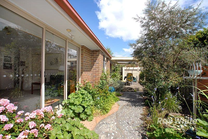 23 Rutland Road, BERWICK VIC 3806, Berwick - Thumbnail 8