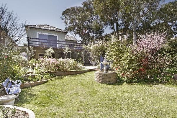 7 Austin Avenue, NORTH CURL CURL NSW 2099, North Curl Curl - Thumbnail 2