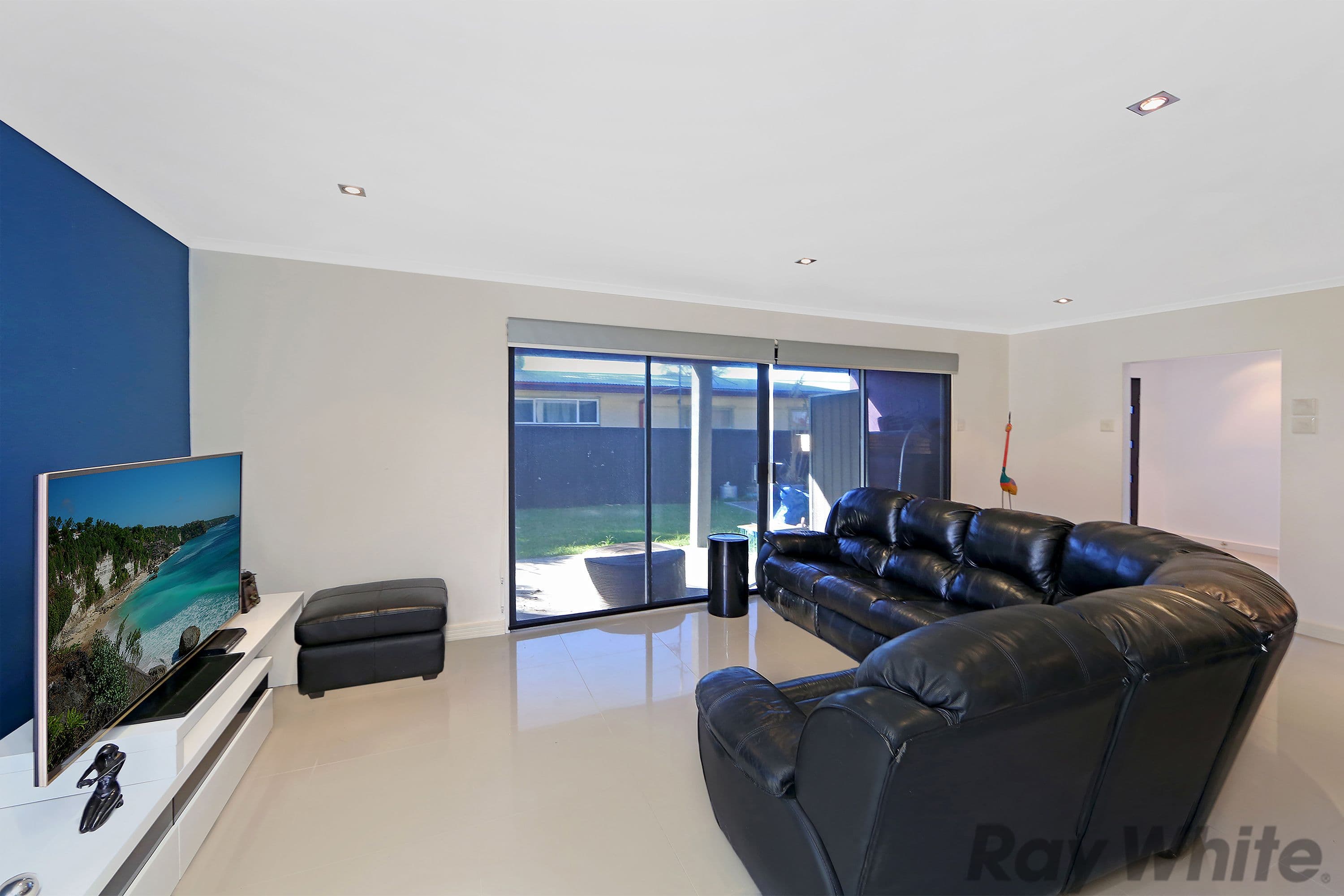 26 Manoa Road, Budgewoi - Thumbnail 2