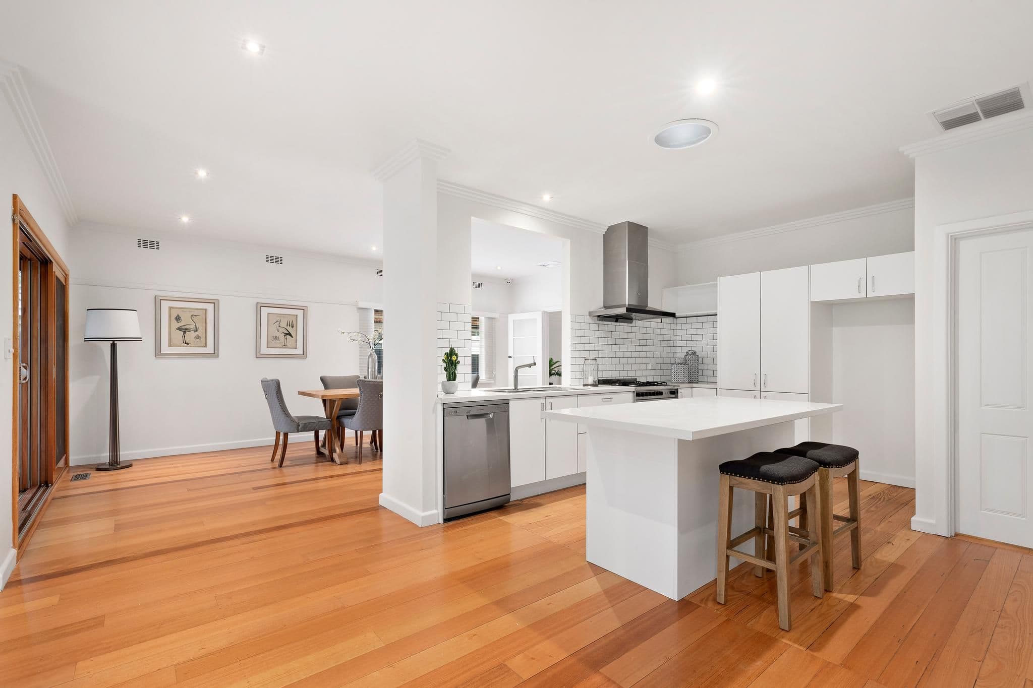 19 Dixon Grove, Blackburn VIC 3130, Blackburn - Thumbnail 8