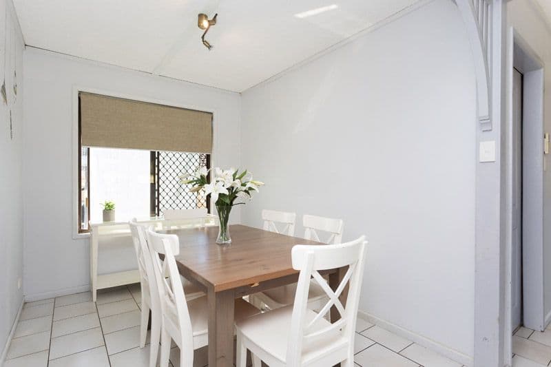 10A Chirnside Drive, Chirnside Park, Chirnside Park - Thumbnail 5