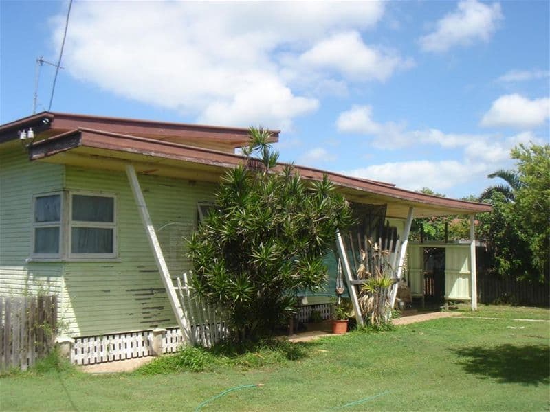 24  Long Street, POINT VERNON QLD 4655, Point Vernon - Thumbnail 3