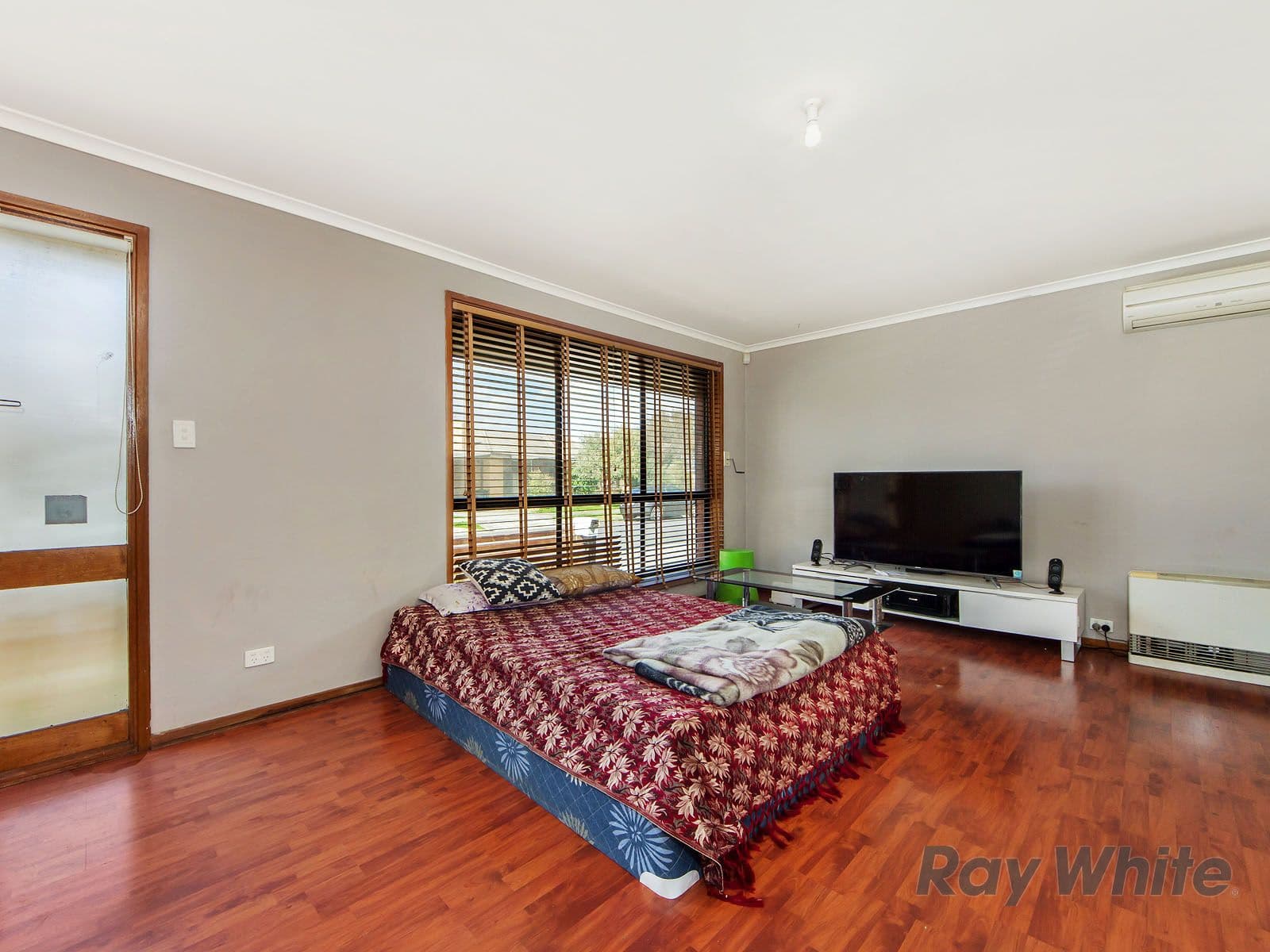3 Honey Grove, St Albans VIC 3021, St Albans - Thumbnail 2
