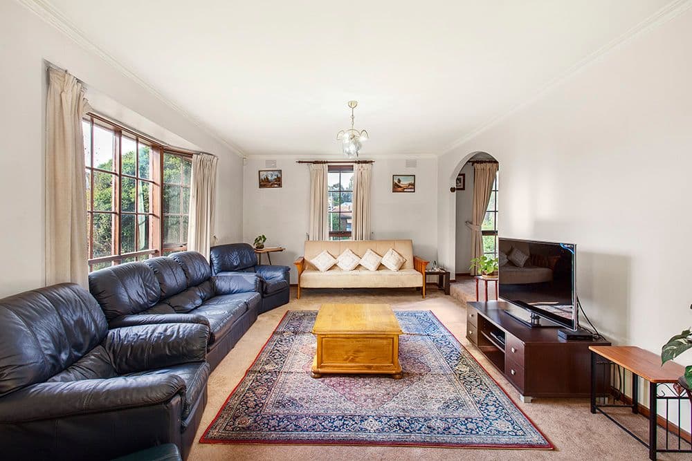 49 Valepark Drive, DONVALE VIC 3111, Donvale - Thumbnail 2