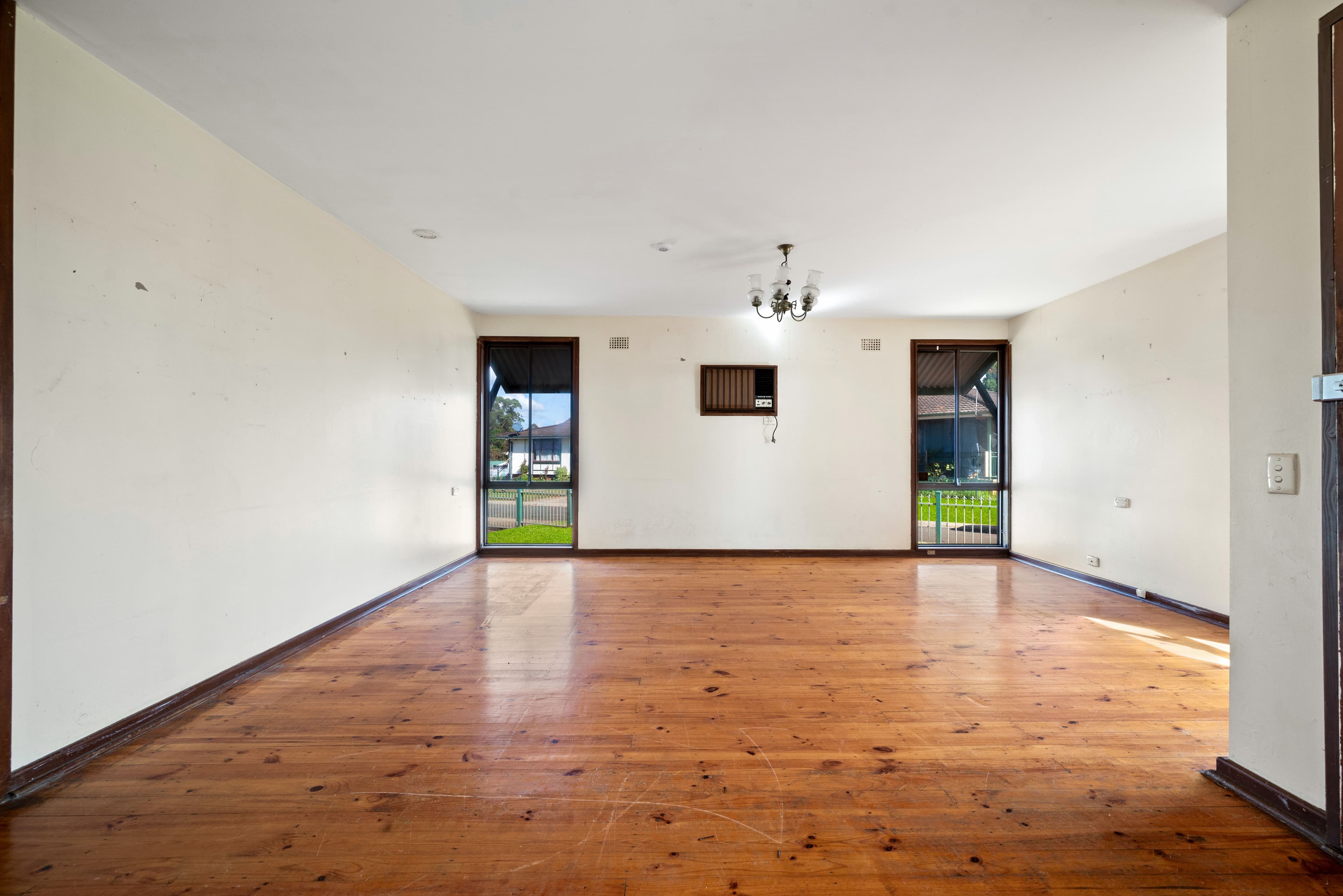 4 Coonong Way, Airds NSW 2560, Airds - Thumbnail 2