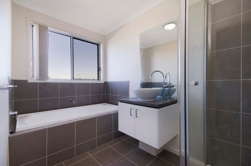 55 Oakwood Crescent, Waurn Ponds VIC 3216, Waurn Ponds - Thumbnail 4