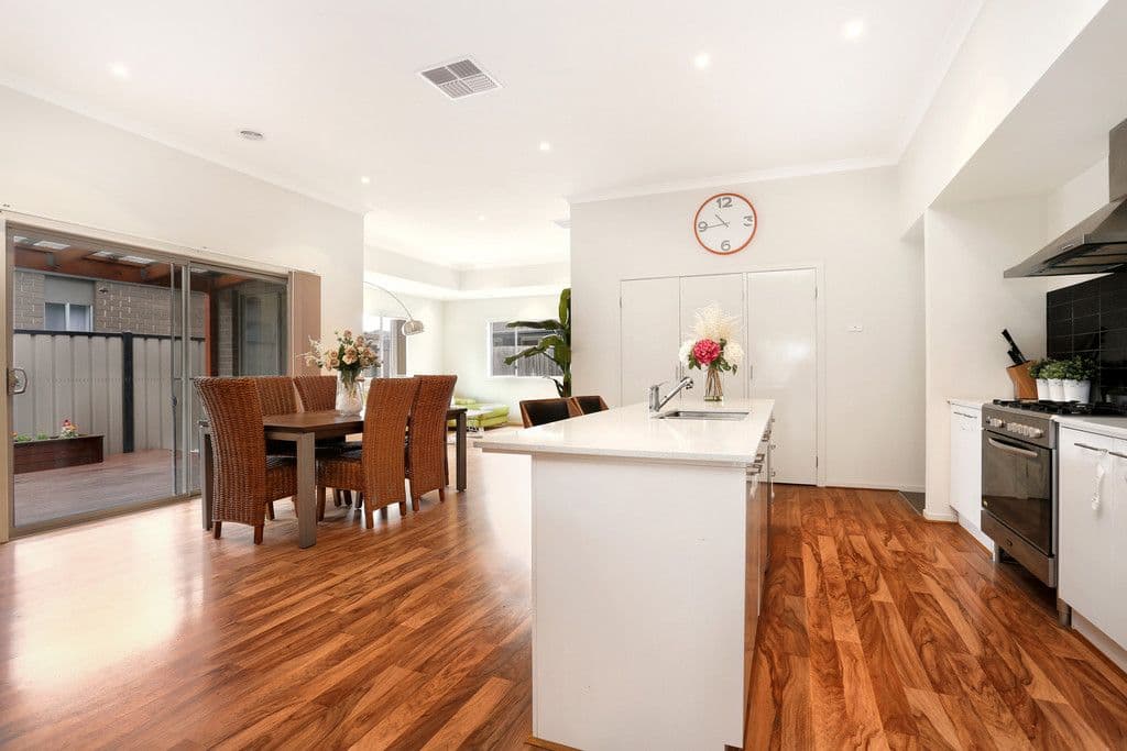 31 Albanvale Drive, Albanvale VIC 3021, Albanvale - Thumbnail 4