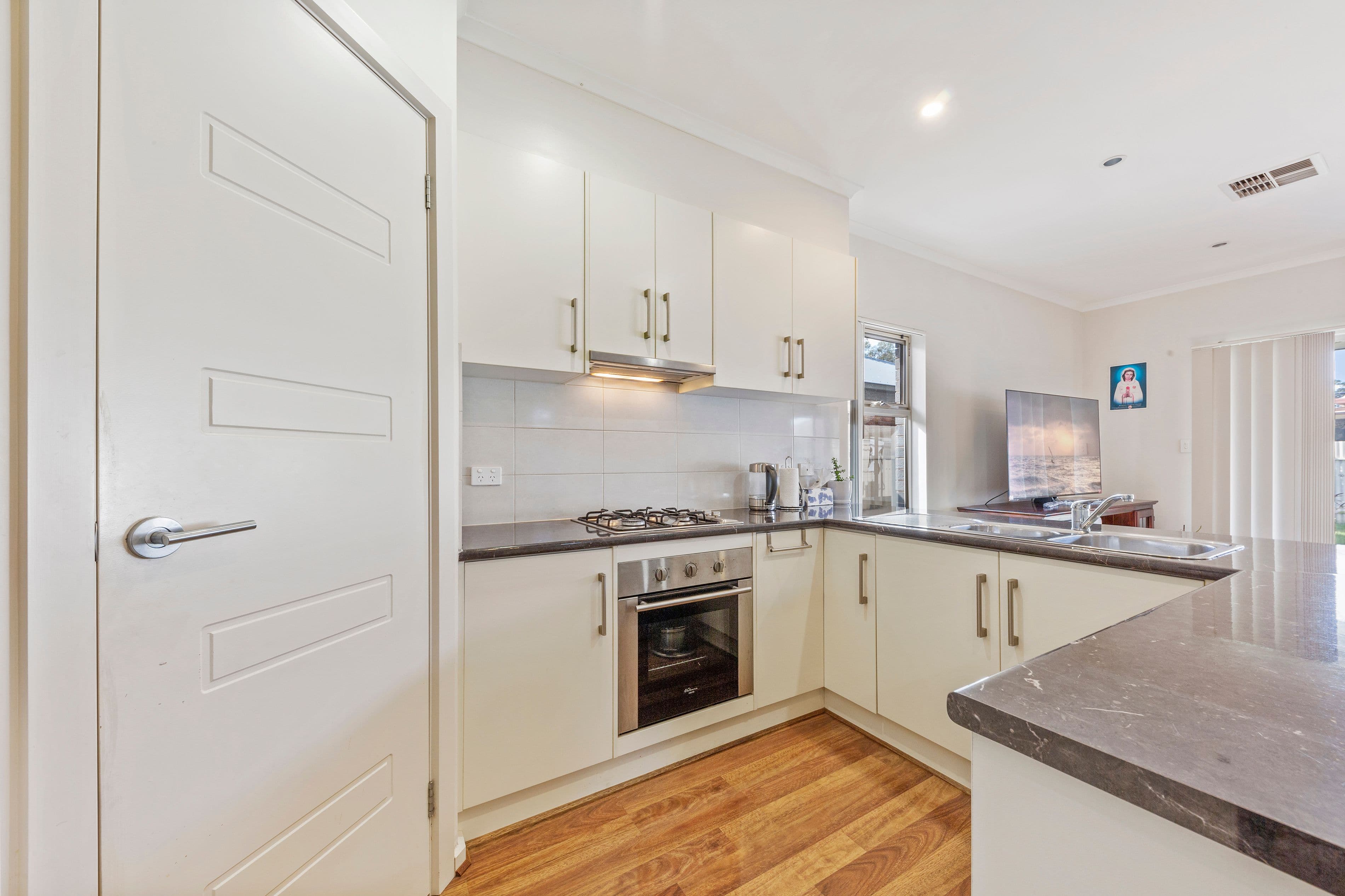 77A Reservoir Road, Modbury SA 5092, Modbury - Thumbnail 5