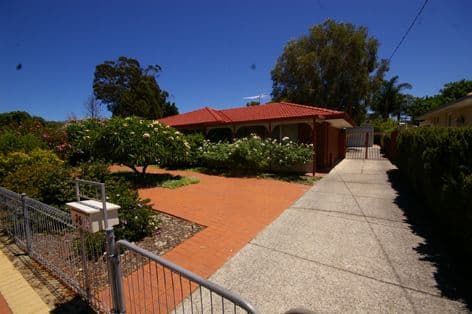 35 Tendring Way, GIRRAWHEEN WA 6064, Girrawheen - Thumbnail 2