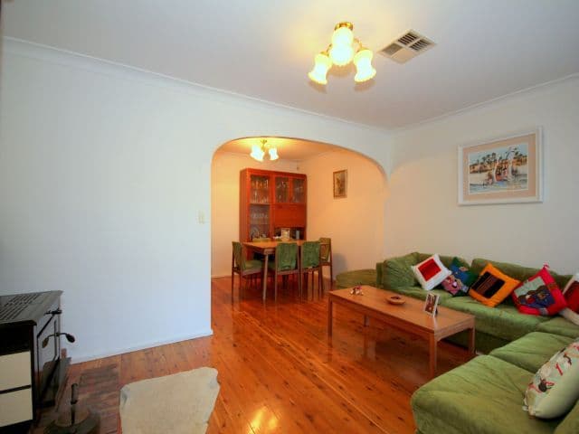 1 Faith Court, GEORGES HALL NSW 2198, Georges Hall - Thumbnail 2