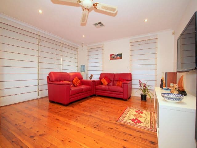 1 Faith Court, GEORGES HALL NSW 2198, Georges Hall - Thumbnail 6